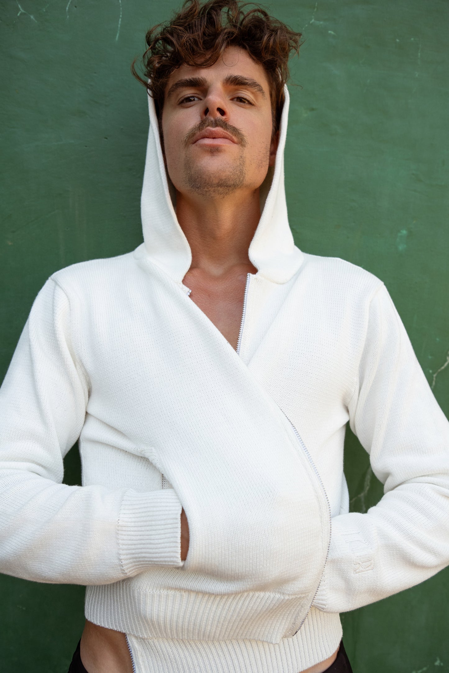 KNITTED ZIP JACKET WHITE